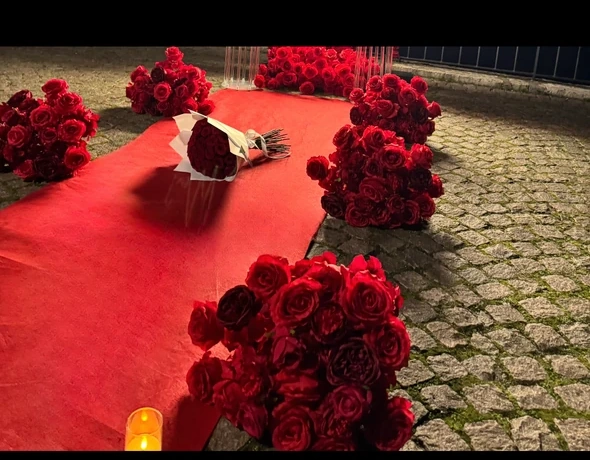 Boule de fleurs rouges 50 cm